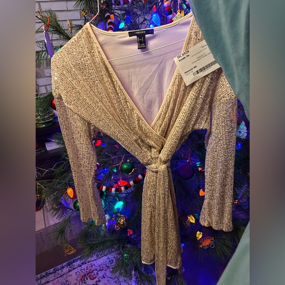 Forever 21 Cream Sequin Wrap-Dress - Picture 4 of 4
